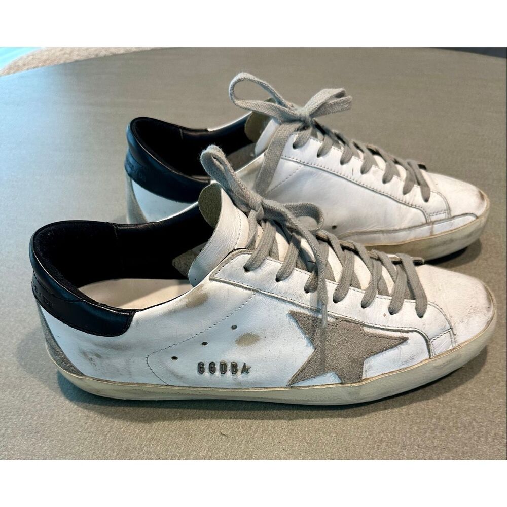 Golden Goose sneakers sz. 41 (US 8). Great condition!